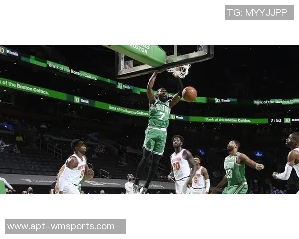 绿军逆袭超越尼克斯成功登顶东部第二名展现强大实力